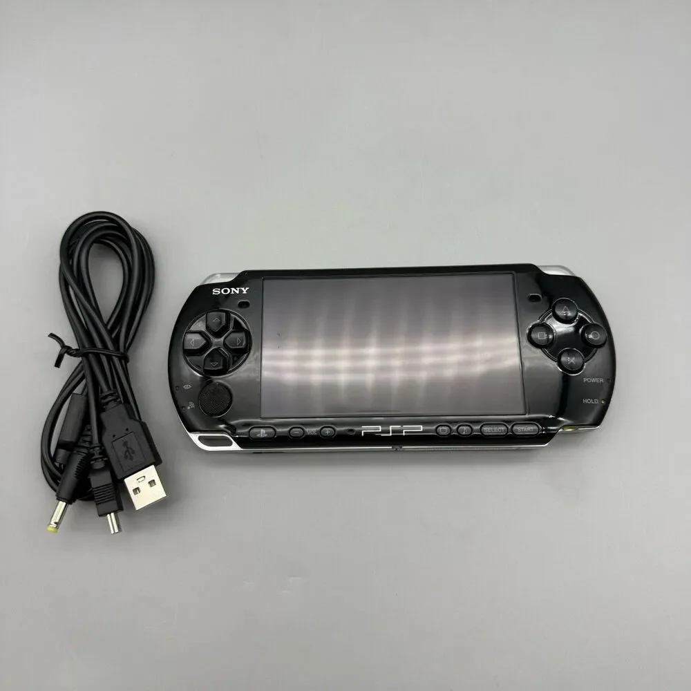 Sony PSP 3001 Handheld Gaming Console Black With Gran Turismo (READ)